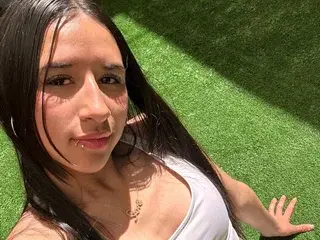 Lilyyrossii  live sex cam