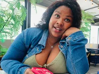 EbonyOrgasmPie  live sex cam