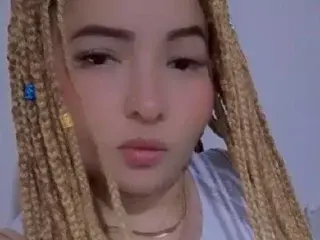 Madamhorny4u  live sex cam