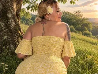 Tesssawalker  live sex cam