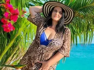 SweetEmmyGirl  live sex cam