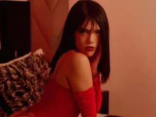 ScarletVail  live sex cam