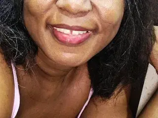SexyAssLucy  live sex cam