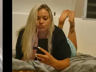 BraBuster  live sex cam