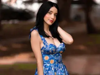 Megan_R  live sex cam