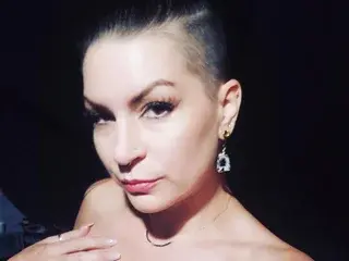 TheLadyKatrina  live sex cam