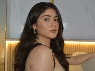 SamanthaSloane  live sex cam
