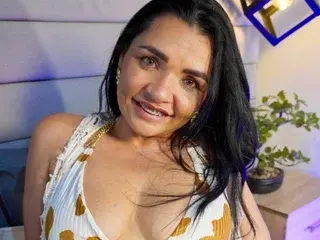 Miss_longina  live sex cam