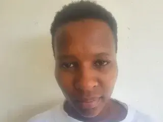 Sultryslender23  live sex cam