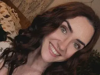 DanniiAfterDark  live sex cam