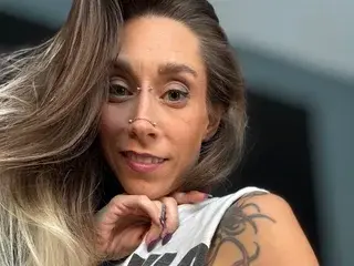 VeronicaArcher  live sex cam