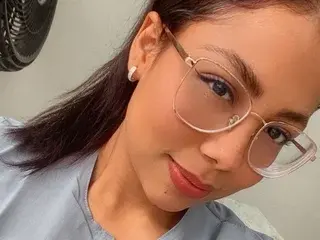 AbbyLouiis  live sex cam