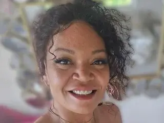 NomieBrooks  live sex cam