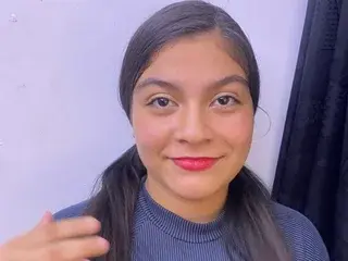 DilanA22  live sex cam