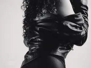 DonnaCurlySunShine  live sex cam