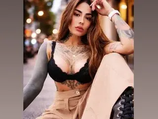 EmiliMontero  live sex cam