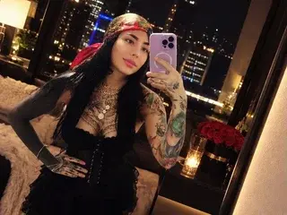 EmiliMontero  live sex cam