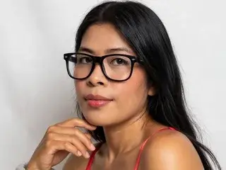 AnaNaughtyAss  live sex cam