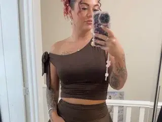 LacieLuxx  live sex cam