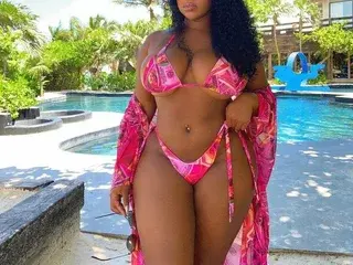 Liablackbigass  live sex cam