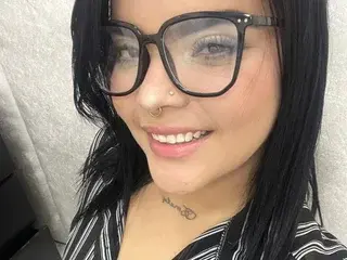 Evelinnery  live sex cam