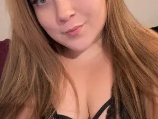 CurvyHotwifeJasmine  live sex cam