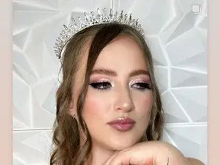 MiaVega0  live sex cam