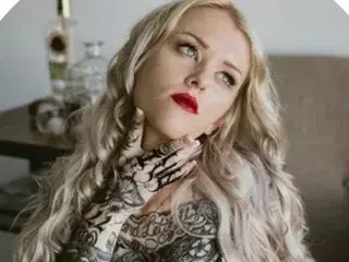 BlondeScarlettx  live sex cam