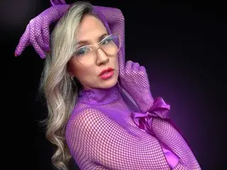 CallieMartin  live sex cam