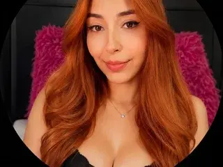 CarolinePaige  live sex cam