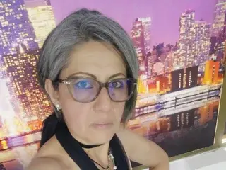Hades_Lyra  live sex cam
