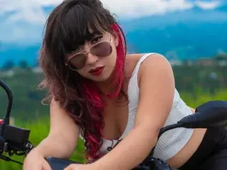Piaf_cute  live sex cam