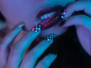 Piaf_cute  live sex cam