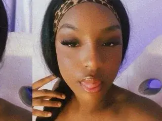 AdryMorris  live sex cam