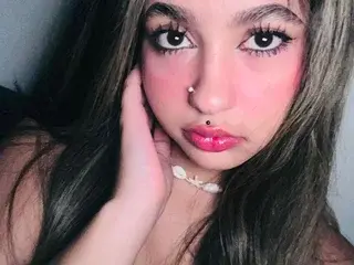 Linmeliflua  live sex cam
