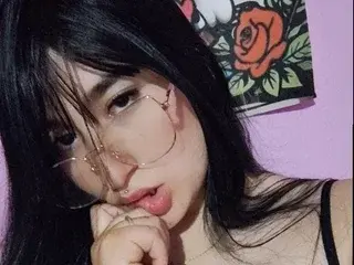 MiaaOwens  live sex cam