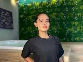 LorenaVargass  live sex cam
