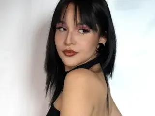 Dollmeow  live sex cam