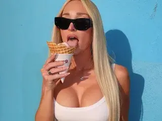 Meaganmoorexo  live sex cam