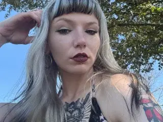 Pinupbabe333  live sex cam