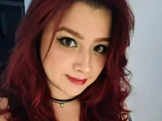 Linnie_Stark  live sex cam
