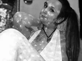 RynnsWorld  live sex cam