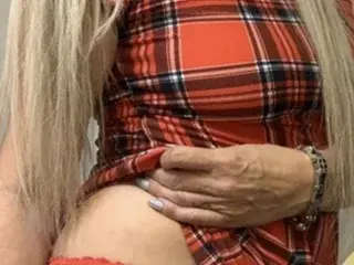SavannahSlater  live sex cam