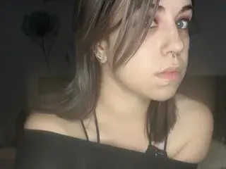 SouthernbadieALV  live sex cam