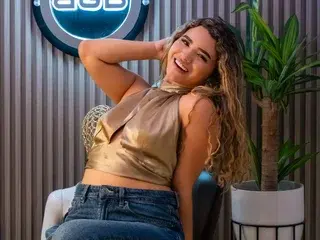 AnastasiaSteeleGB  live sex cam