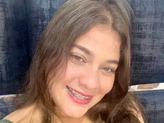 Charlotte207  live sex cam