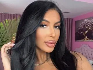 AishaaDevoe  live sex cam