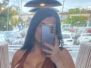 TemptationPoppyxx  live sex cam
