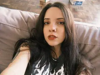 LaviniaMonroe  live sex cam