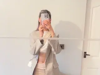 Beautyheart28  live sex cam